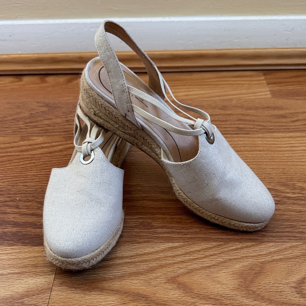 Life Stride Cream Espadrille Wedges